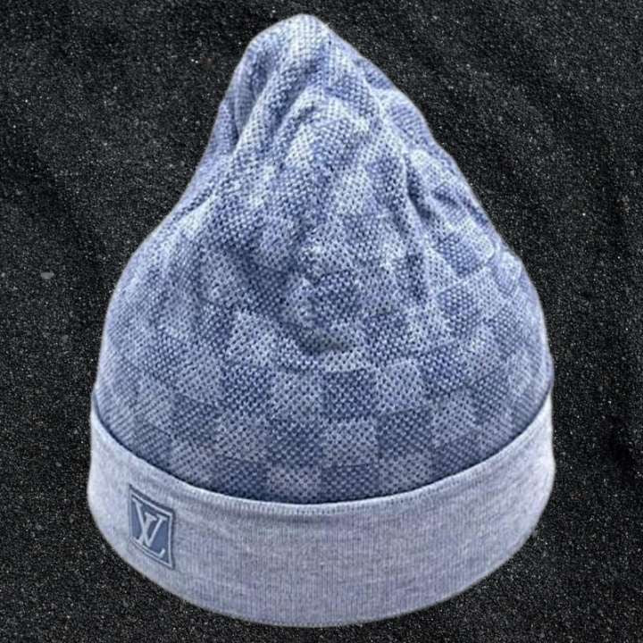 Louis vuitton muts.